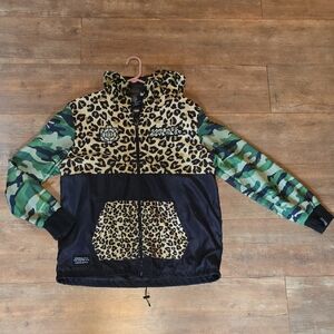 Nomadic Movement FESTIVAL fashion Size Med